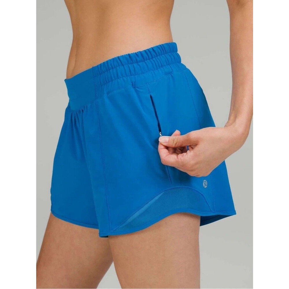 LULULEMON Women's Hotty Hot LR Low Rise poolside blue 4" shorts - size 6
